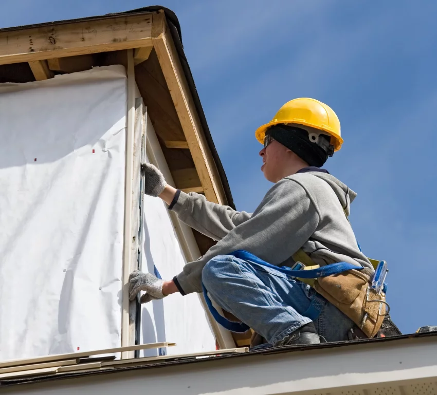 Ejecución de trabajos de reforma en viviendas y locales en Donostia